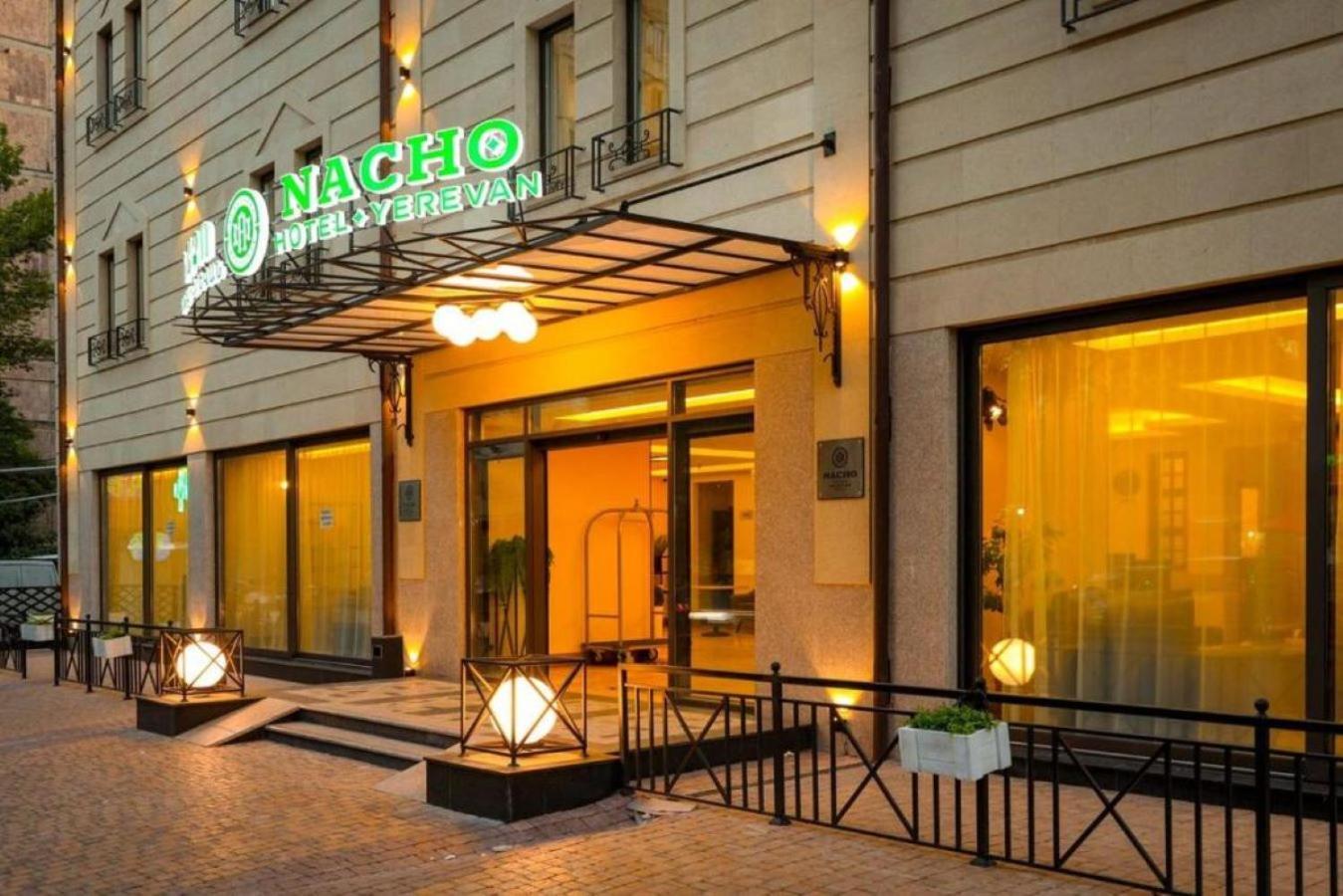 Nacho Hotel Erivan Exterior foto